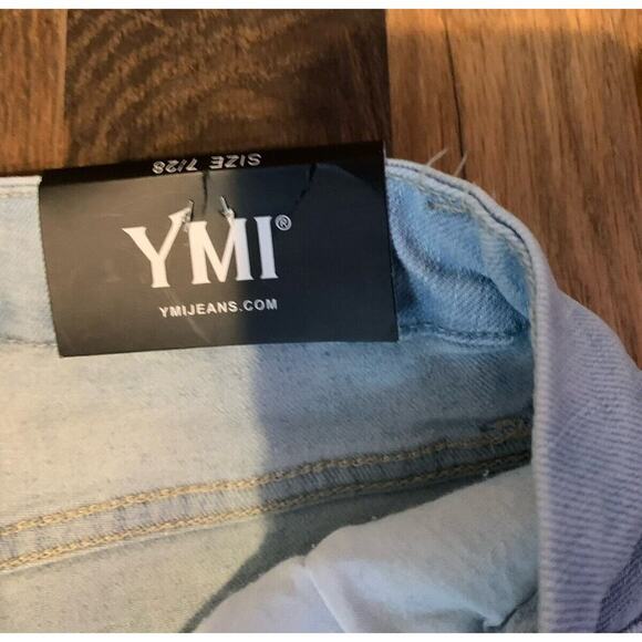 YMI Womens Curvy Fit Ultra High Rise Skinny Light Blue Jeans Size 7/28‎ - Picture 7 of 12